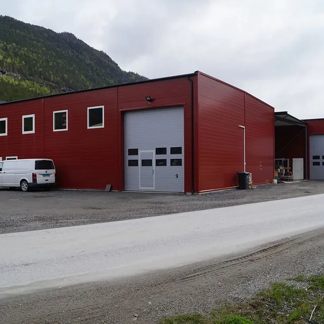 Rødt industribygg